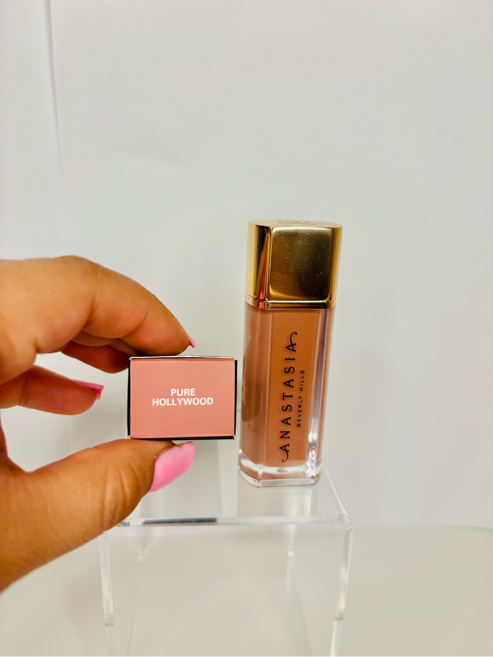 Anastasia Beverly Hills  Lip Velvet Liquid Lipstick -Pure Hollywood - Picture 3 of 5